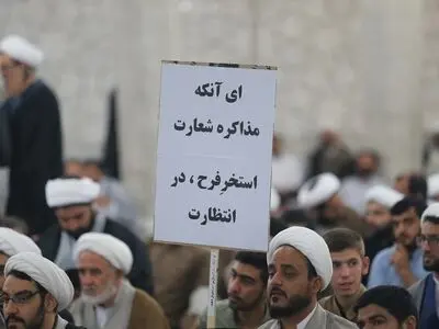 درخواست تحقیق و تفحص مجلس درباره علت مرگ آیت الله هاشمی/ ادامه ماجرای پلاکارد جنجالی مدرسه فیضیه