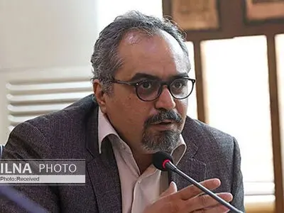 قیمت کاغذ نصف شده است/ کاهش محسوس قاچاق کتاب / شایعات مربوط به عدم توزیع کاغذ دولتی صحت ندارد