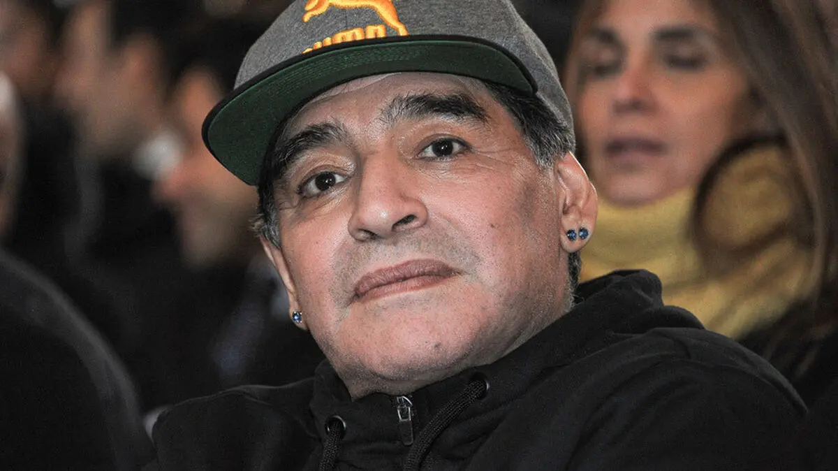 پزشکان سنت پترزبورگ از شب عجیب مارادونا می گویند
