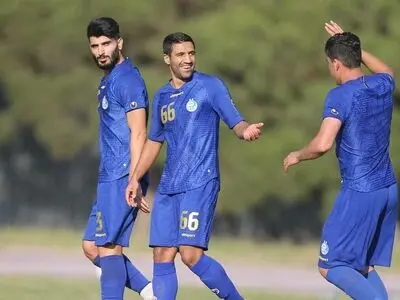 برتری استقلال مقابل نفت مسجد سلیمان با گلزنی ریگی و رضاوند