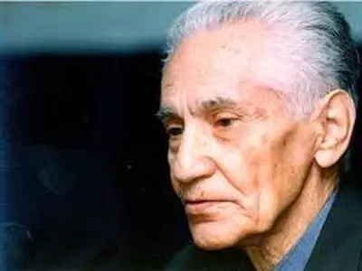 بررسی فرهنگ توصیفی دستور زبان فارسی با حضور احمد سمیعی