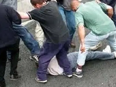درگیری خونین در حمایت از کودک زباله‌گرد 