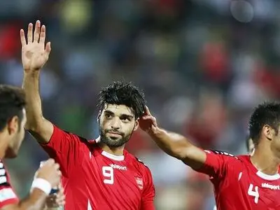 روز و ساعت بازی پرسپولیس با صبا تغییر کرد/تعویق یک روزه ملاقات دایی و برانکو