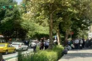 دومین روز تجمع بازنشستگان فولاد در اصفهان/ «متناسب‌سازی» کامل اجرا شود