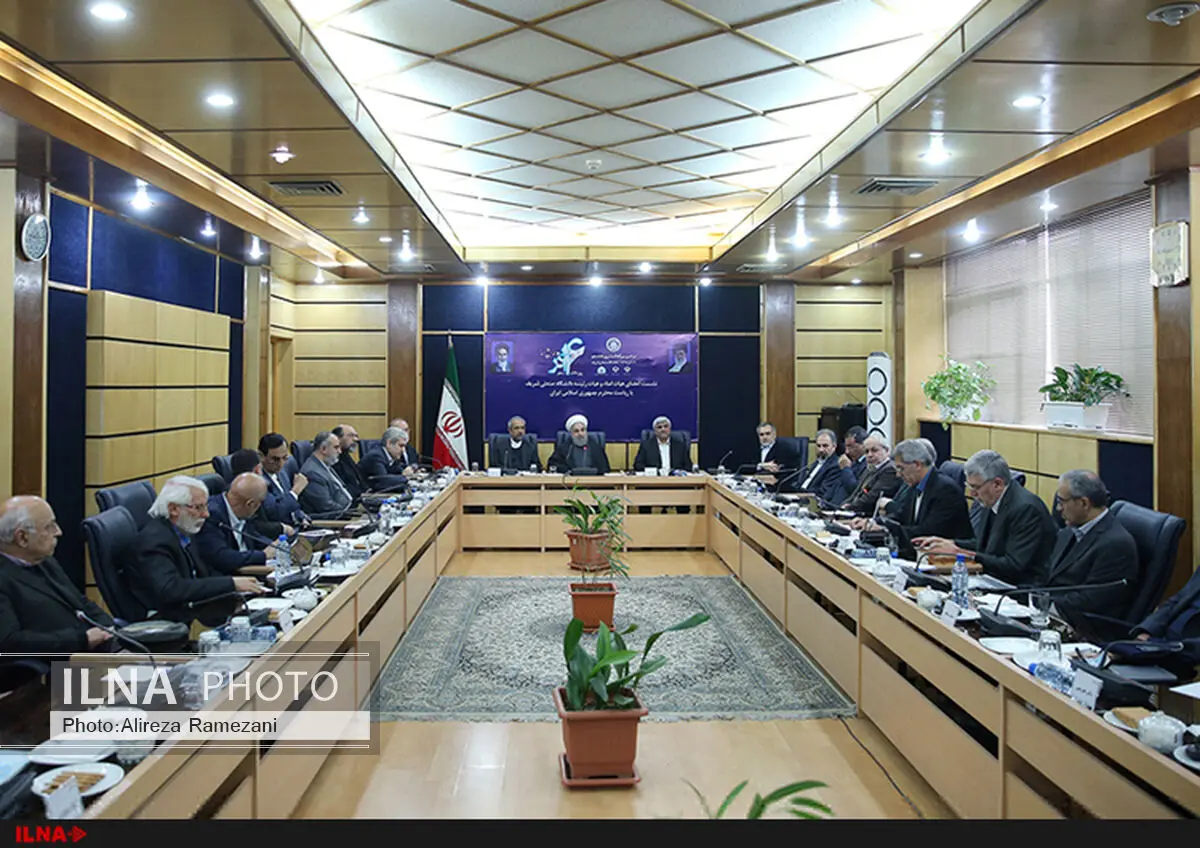 دولت یازدهم توان خود را برای رفع نیازمندی‌های دانشگاه‌ها بکار می‌گیرد