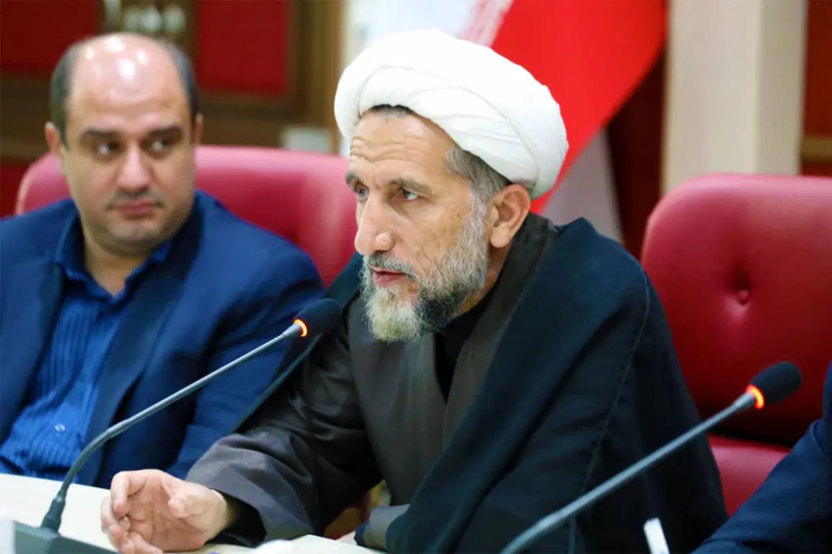 نباید در حق خریداران و مصرف‌کنندگان اجحاف شود