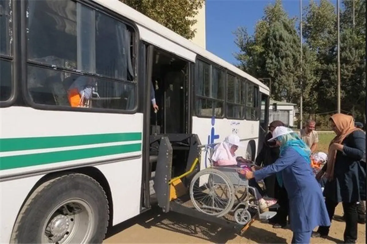 اخلال در ایاب و ذهاب دانش آموزان استثنایی به دلیل ایجاد وقفه در پرداخت حقوق رانندگان بود/ پیمانکاران قرارداد جدید را امضا کنند، مشکل حل می شود