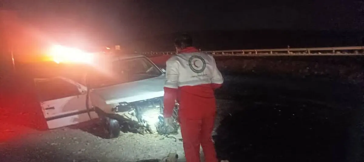 ۲ جان‌باخته و ۲ مصدوم بر اثر واژگونی سواری پژو ۴۰۵ 