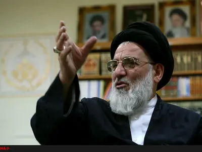 هاشمی شاهرودی: توطئه‌های دشمنان هیچ اثری در دلسرد کردن مردم ندارد/ مسئولان در کنار مردم مشکلات را حل خواهند کرد