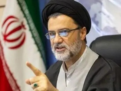 این نماینده مجلس مثل ملانصرالدین دنبال دروغی که درباره FATF ساخته می دود /نبویان دروغ شاخدار گفته بود اما کسی به او نگفت بالای چشمت ابروست