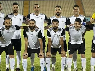  سرمربی شاهین برکنار شد