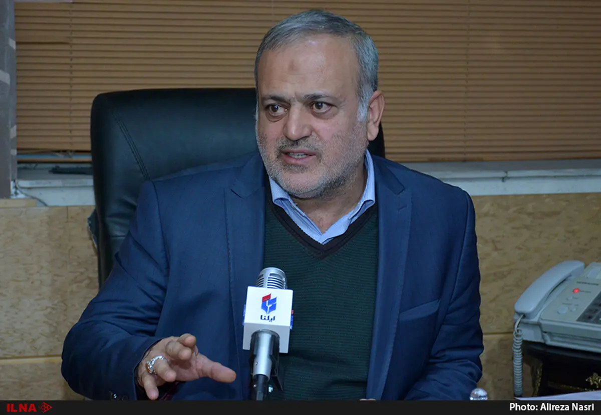خودروسازهایی که در قراردادهایشان، قیمت مقطوع ذکر شده حق یک ریال افزایش ندارند/ پیگیری مشکل ۱۴ هزار خودرو مانده در گمرک برای شب عید