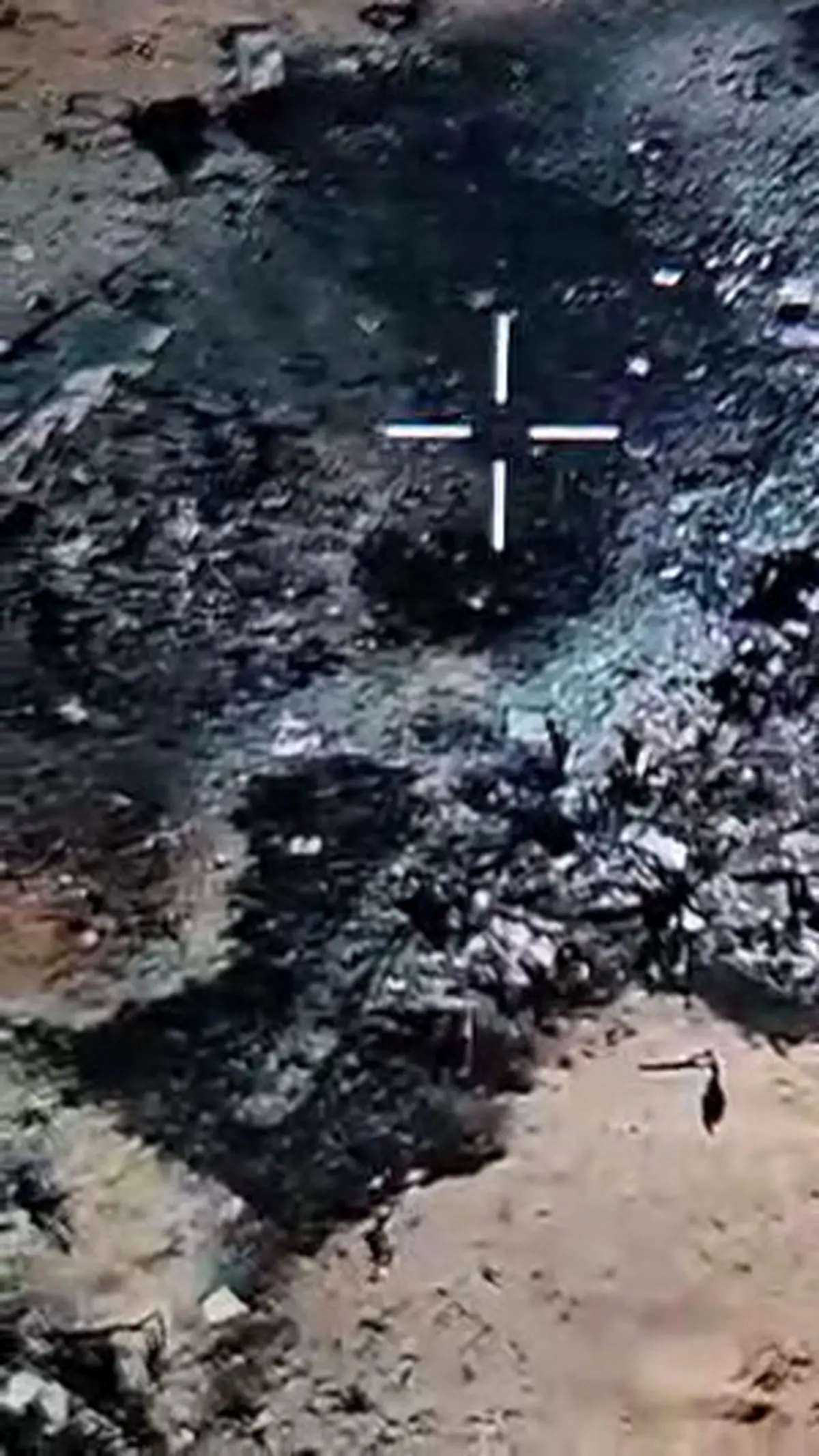 بقایای تکه تکه شده هواگردهای آمریکایی + فیلم