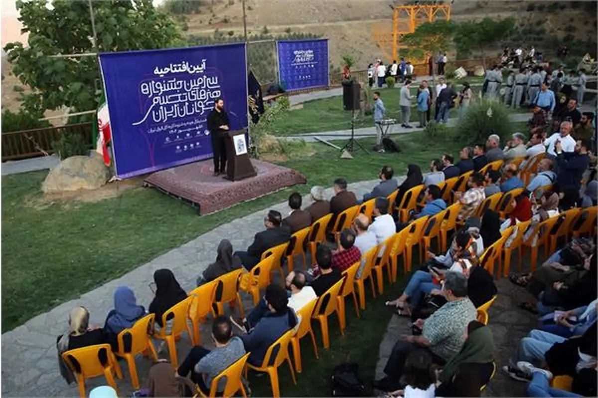 جشنواره هنرهای تجسمی جوانان در سنندج افتتاح شد