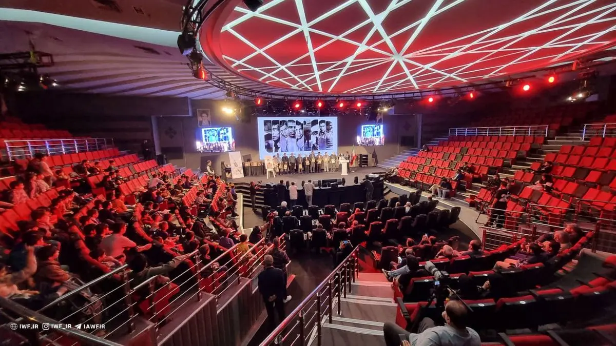 برگزاری مراسم رونمایی از کتاب در بارانداز، رواویتی از زندگی جهان پهلوان غلامرضا تختی