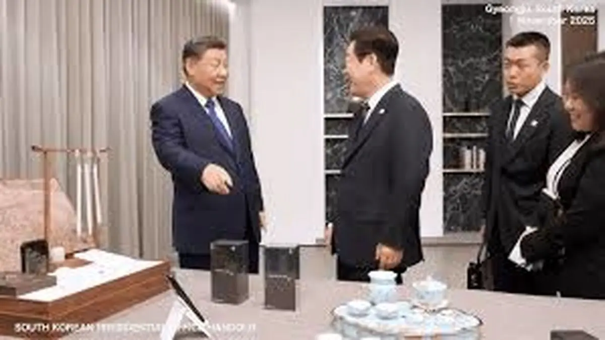 شیائومی هدیه رئیس‌جمهور چین به همتای کره‌ای +فیلم