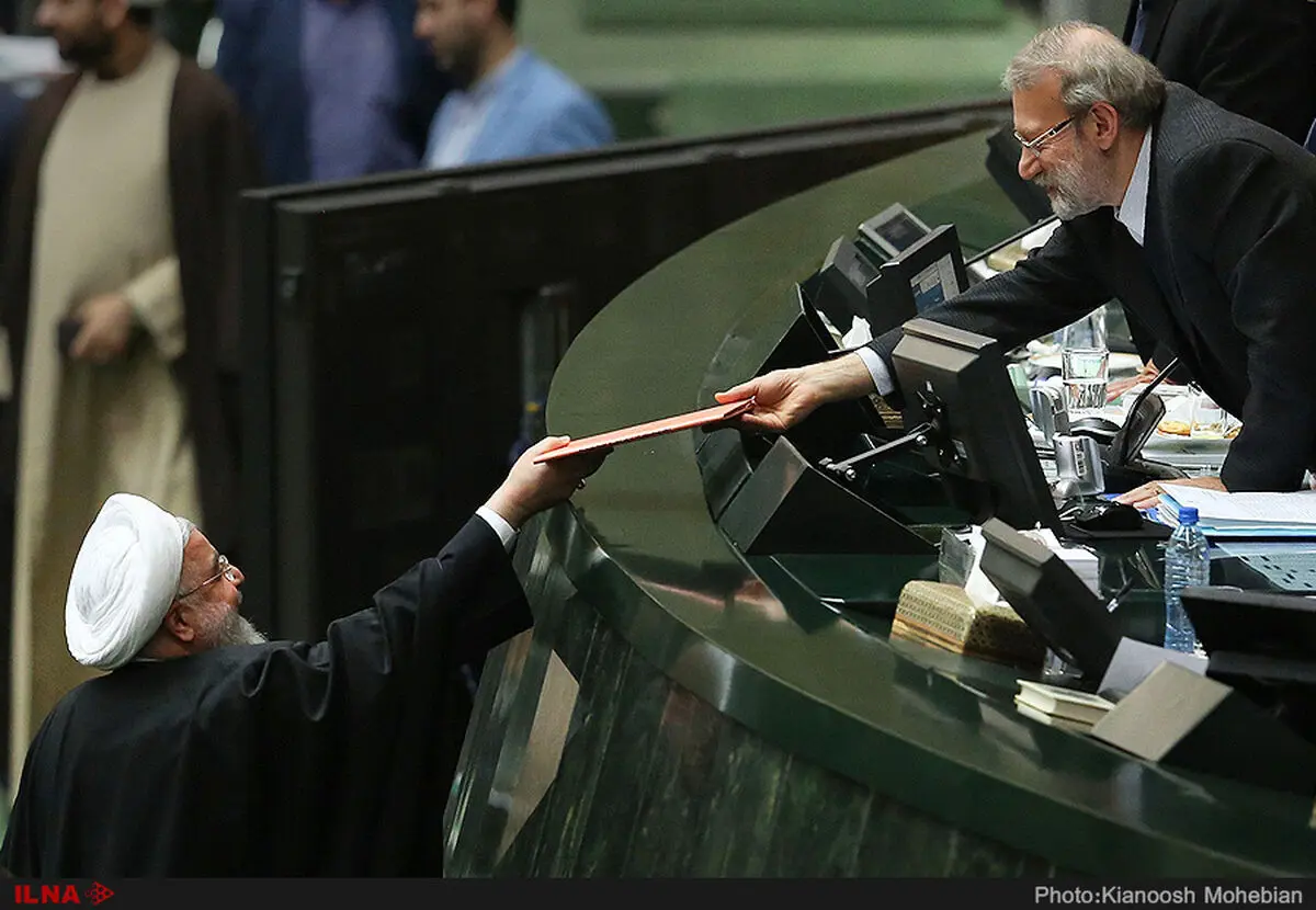 روحانی یقدم لائحة میزانیة العام القادم للبرلمان