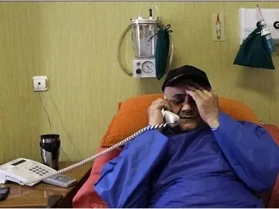 اکبر عبدی در آی‌سی‌یو بستری شد