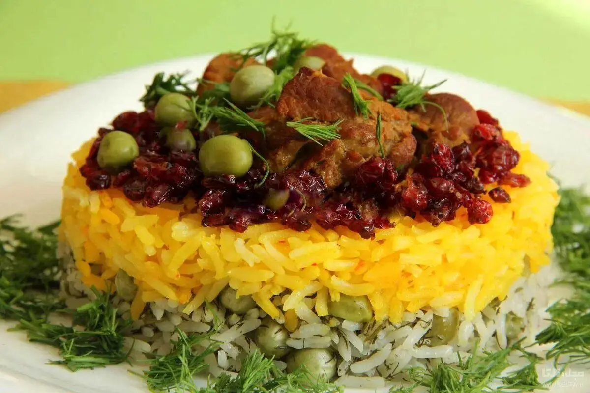 طرز تهیه نخودفرنگی پلو؛ یک غذای ساده و خوشمزه