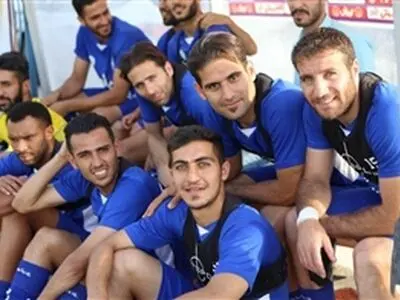 استقلالی‌ها در 2 گروه به تهران بر می‌گردند