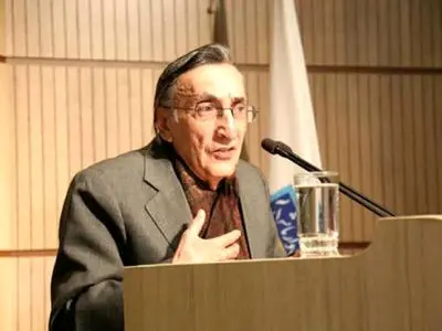 ماموریت پزشکیان برای پیگیری فوری روند درمان کامران فانی