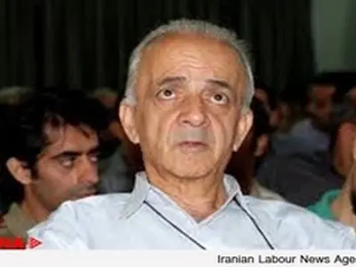 مرحوم طالقانی معتقد بود که با منتقدان باید رفتار مناسبی داشت