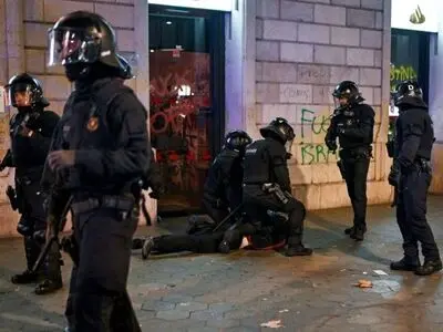 بازداشت ۸ تن در درگیری حامیان فسلطین و پلیس در اسپانیا