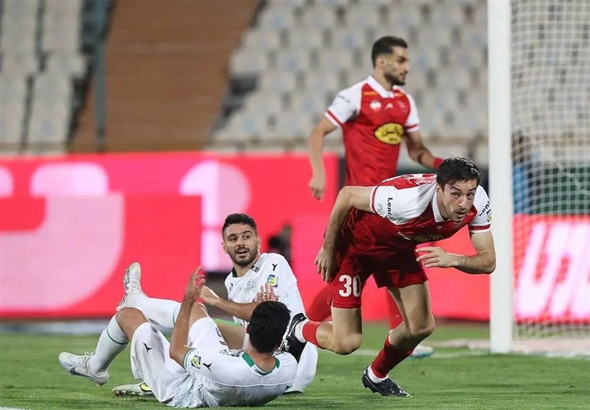 کمک داور دیدار پرسپولیس - ذوب‌آهن محروم شد 