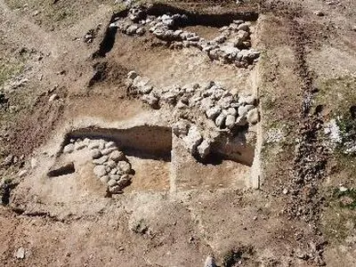 کاوش در محوطه ۱۱۳ چمشیر ادامه دارد/ یافته‌های فرهنگی از دورة ایلام میانه