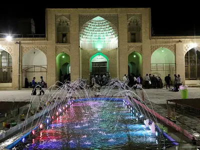 آیین معنوی اعتکاف با حضور معتکفان یزدی آغاز شد