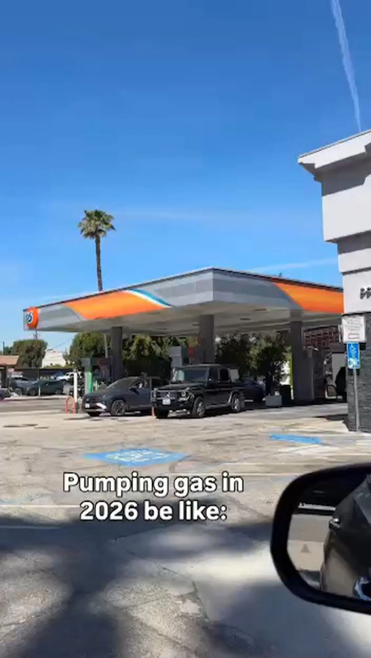 یک باک بنزین ۱۵۰ دلار + فیلم