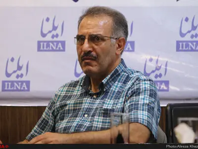 آقای باهنر به دلیل حمایت از احمدی‌نژاد عذرخواهی کنید/ اصلاح‌طلبان به صبوری عادت دارند/ احمدی‌نژاد دیروز و امروز‌‌ هیچ تفاوتی ندارند