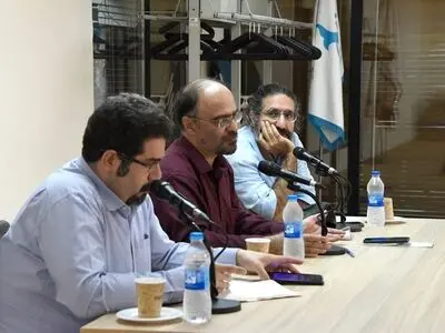 نشست «تطابق صوت و تصویر در نقالی، پرده‌خوانی و نقاشی قهوه‌خانه‌ای» برگزار شد/ نسبت بنیادین میان صوت و تصویر در فرهنگ شفاهی