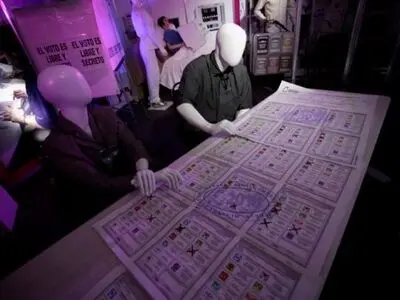 Mexico votes for new president, leftist rebel favored to win