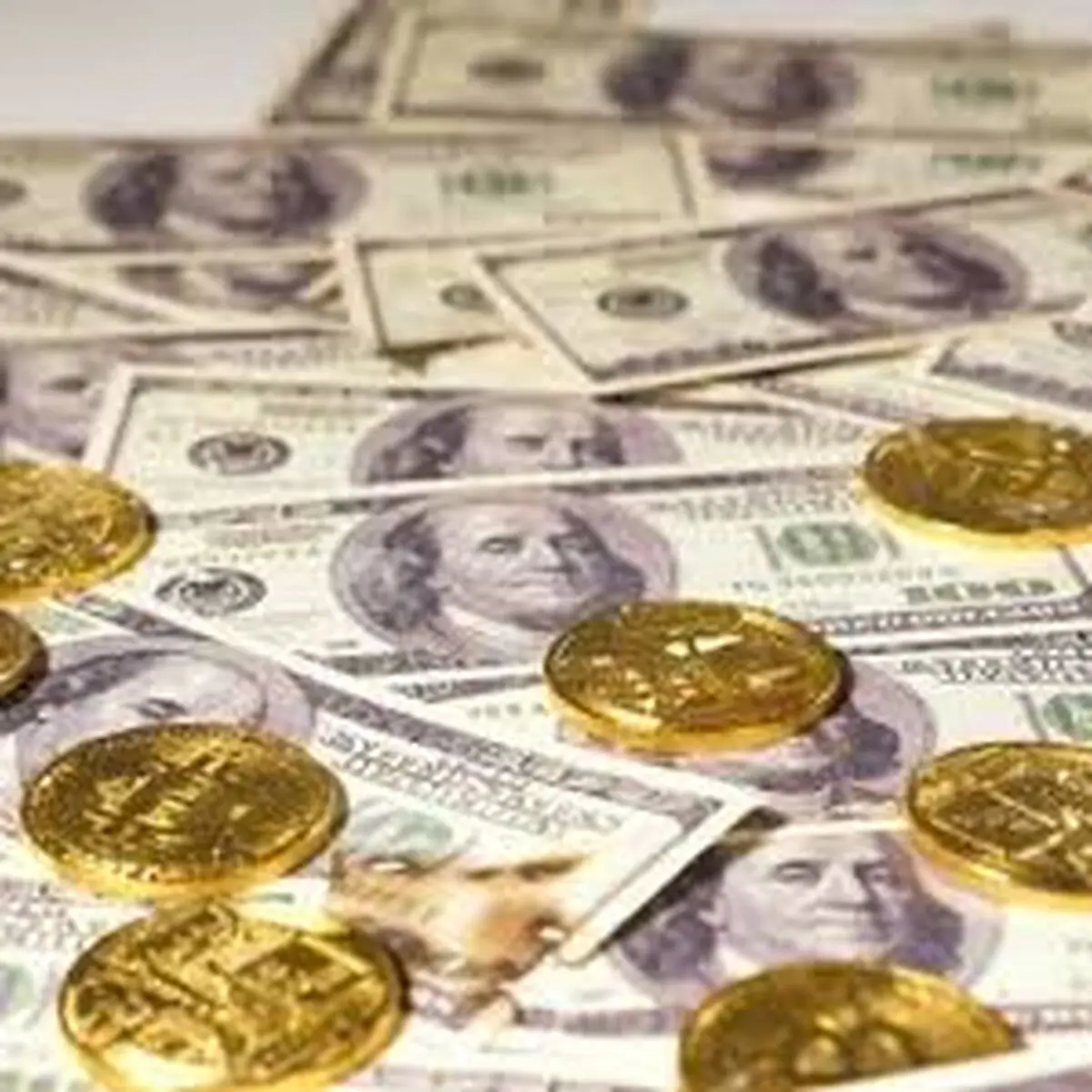 کاهش قیمت نیم سکه و ربع سکه در بازار امروز رشت/ افزایش قیمت طلا
