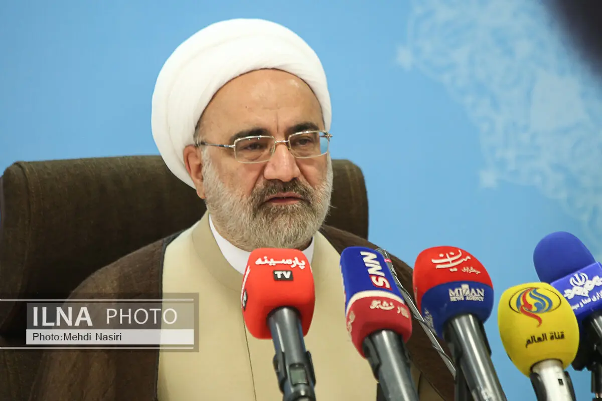 وکلای دادگستری آزادی‌های مشروع در جامعه را تبیین و به احیای حقوق عامه کمک کنند