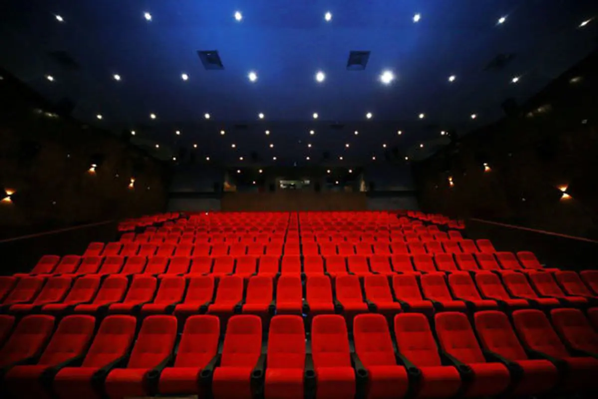 افزایش بیش از ۵۰۰ هزار نفر به مخاطبان سینما در ماه مهر