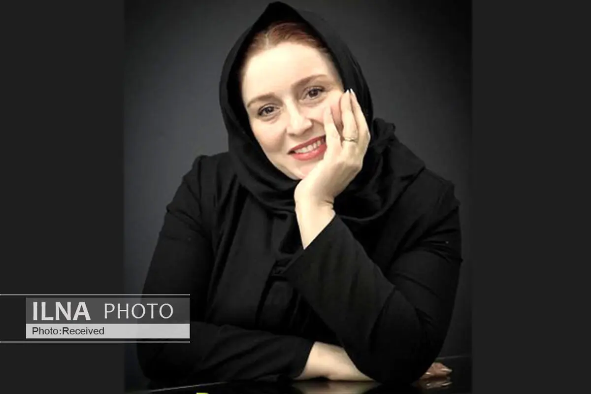 از لایو اینستاگرام نمی‌توان مردمی شد باید سوار اتوبوس شد/ سلبریتی‌ها خودشان اجازه دادند درباره‌ زندگی خصوصی‌شان حرف زده شود/ فضای مجازی سبب حذف بسیاری از سلبریتی‌ها شده/ با جنجال چیزی بدست نمی‌آوریم