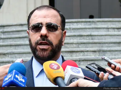 مساعد روحاني: نسعى لإجراء الانتخابات البرلمانیة بمشارکة جمیع التیارات السیاسیة