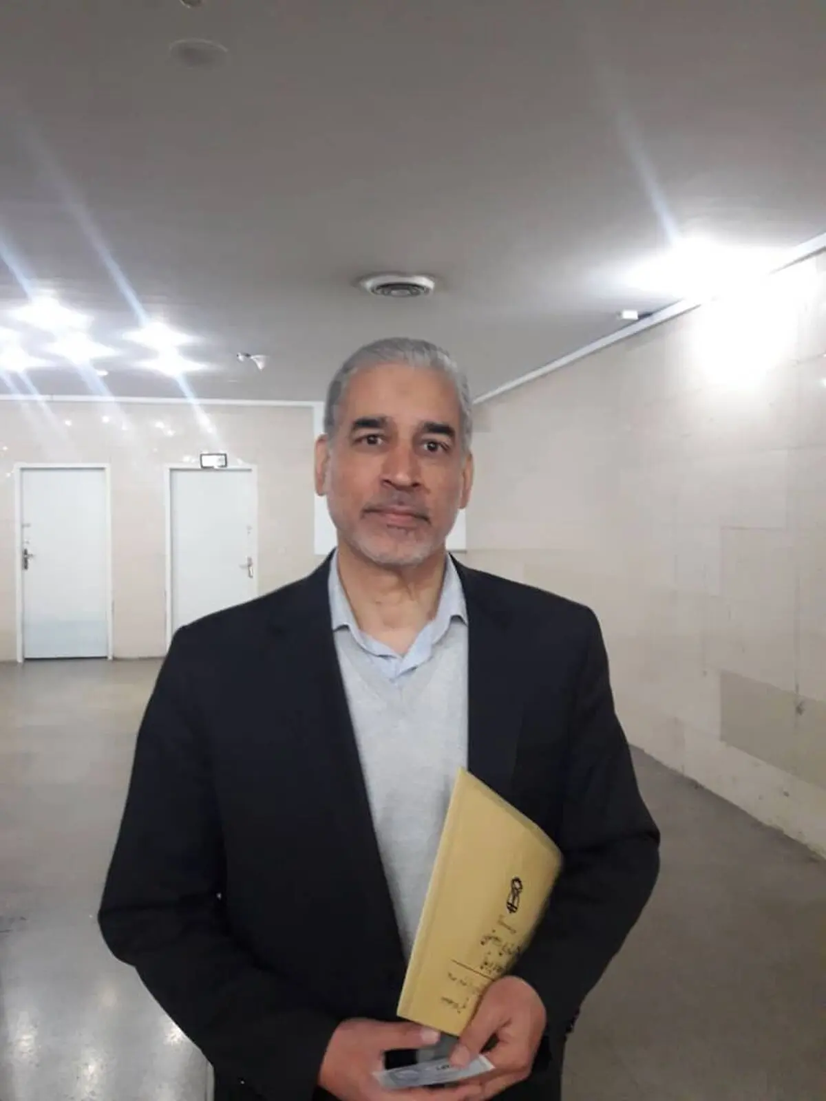 وزیر جهاد کشاورزی دولت دهم در انتخابات مجلس ثبت نام کرد