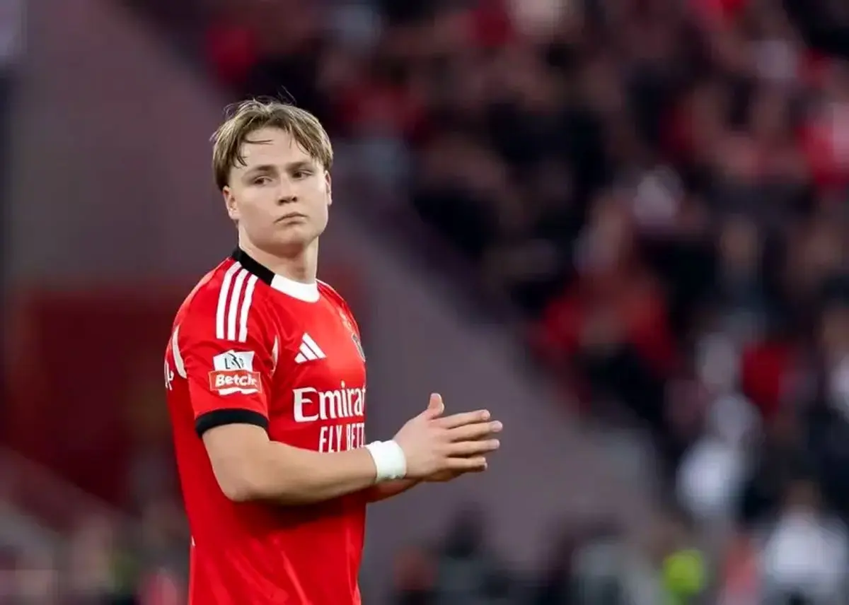 بارسلونا چشم انتظار درخشش وینگر جوان بنفیکا