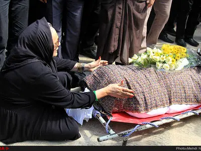 مراسم تشییع پیکر جمشید ارجمند