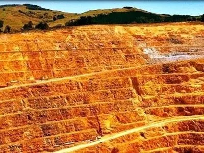 بلاتکلیفی ۱۸ محدوده معدنی طلا در آذربایجان شرقی