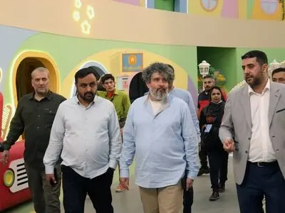 «عموهای فتیله‌ای» به تلویزیون می‌آیند/ بازدید معاون سیما از پشت صحنه بزرگ‌ترین دکور برنامه کودک تلویزیون