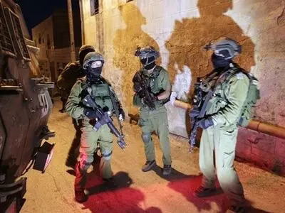 بازداشت ۱۵ فلسطینی در کرانه باختری 
