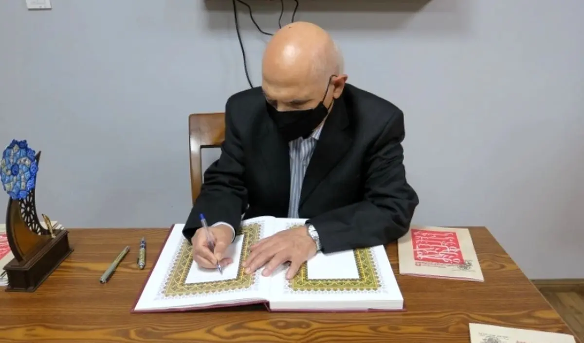 اصلاح برخوردِ تامین اجتماعی با مشاغل سخت و زیان آور ضروری است/ وزیر کار نباید همهکاره سازمان باشد!
