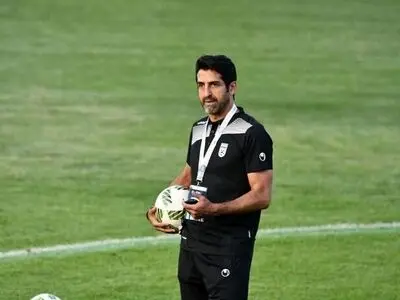 مهدوی: پرسپولیس به یک مربی بزرگتر از اوسمار نیاز دارد/ ابتکار عمل در قهرمانی دست استقلال است