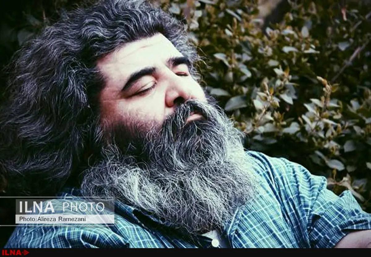 آینده ایران در ادبیاتش خلاصه شده/ بی‌سوادها ادبیات تدریس می‌کنند