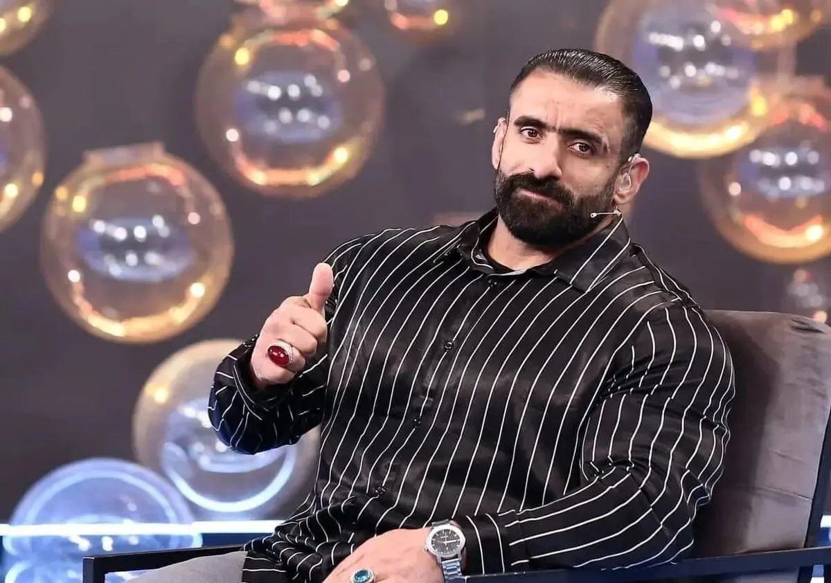 جابجایی هادی چوپان با هلیکوپتر در غرب تهران + فیلم