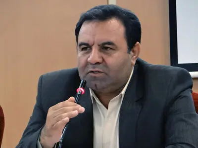 سیل به طور کامل فروکش کرده است/ اطلاعات دقیقی از روستاهای بین مسیر نداریم/ جاده اصلی پلدختر - خرم‌‌آباد به طور کامل از بین رفته است